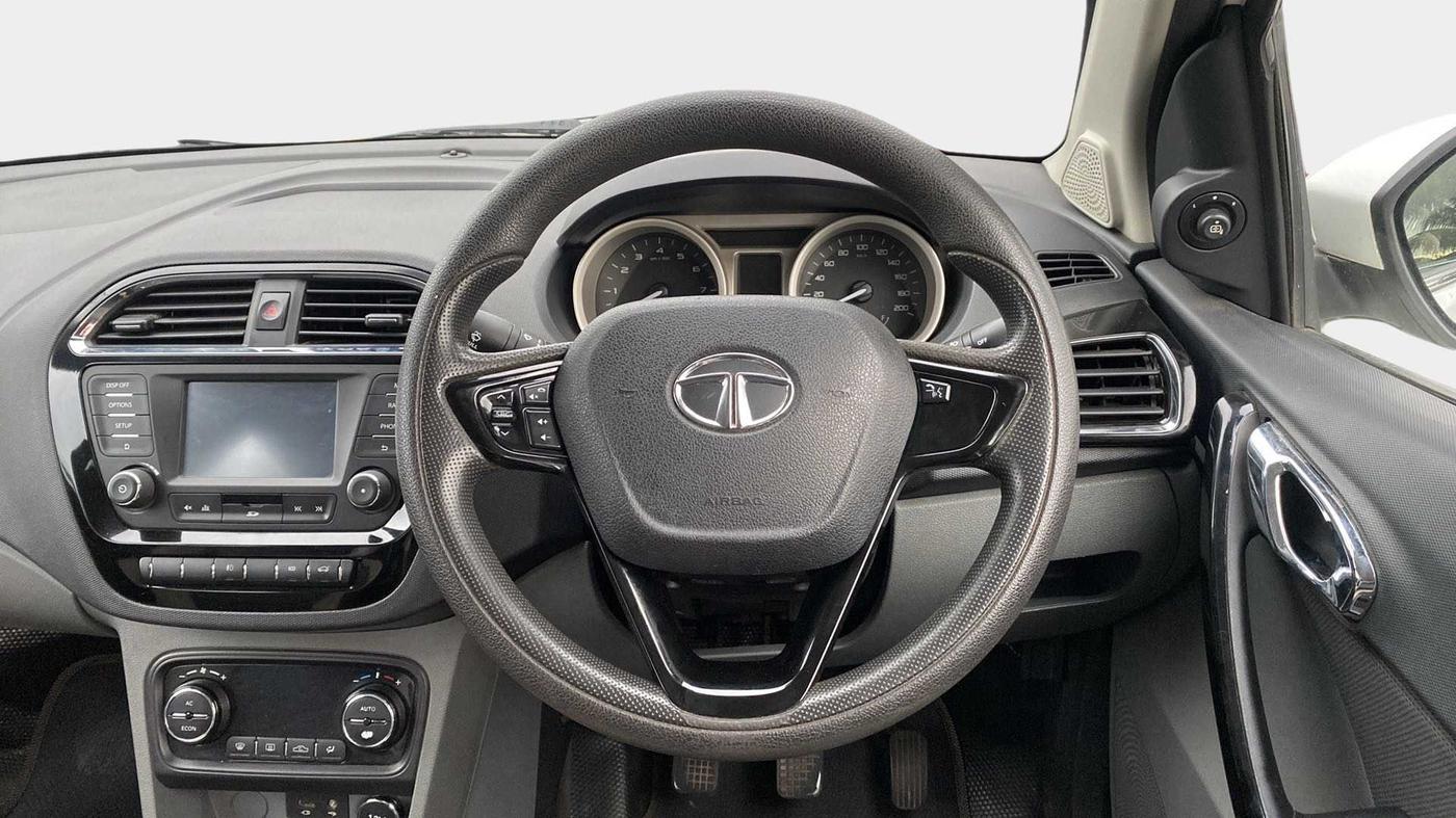 2017 Tata TIGOR XZ (O) PETROL, Petrol, Manual, 91,941 km, Steering Wheel Close Up