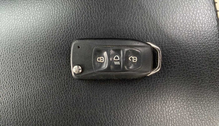 2017 Tata TIGOR XZ (O) PETROL, Petrol, Manual, 91,941 km, Key Close Up