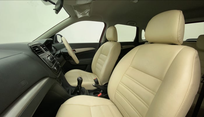 2016 Maruti Vitara Brezza ZDI, Diesel, Manual, 1,15,751 km, Right Side Front Door Cabin