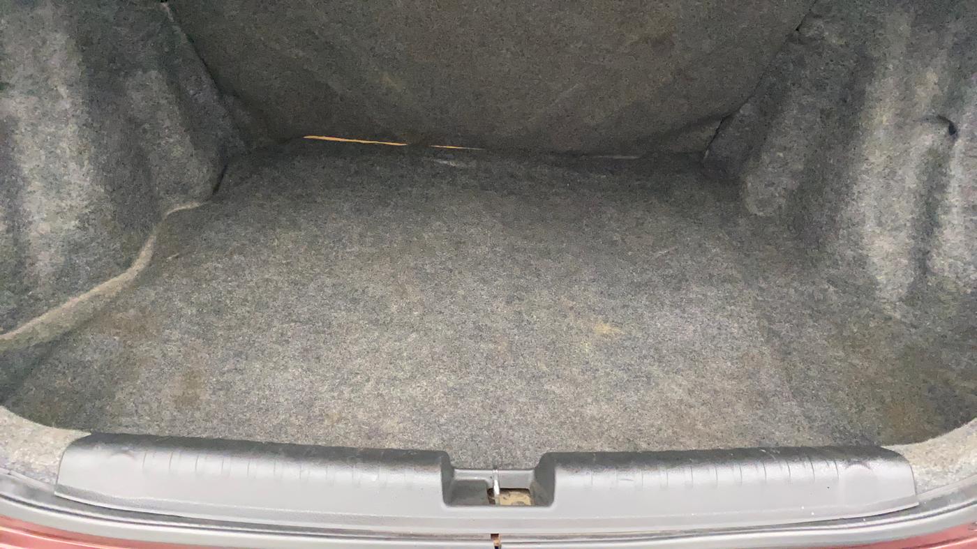 2016 Honda Amaze 1.2L I-VTEC S, Petrol, Manual, 1,21,054 km, Boot Inside