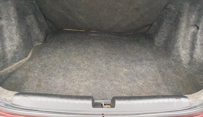 2016 Honda Amaze 1.2L I-VTEC S, Petrol, Manual, 1,21,054 km, Boot Inside