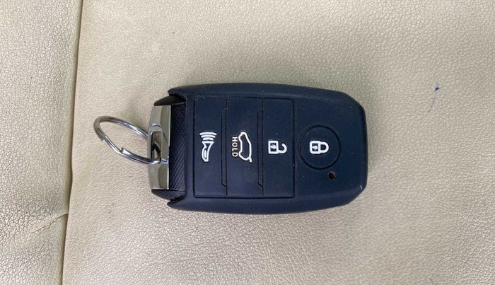 2021 KIA SELTOS HTX 1.5 PETROL, Petrol, Manual, 20,682 km, Key Close Up