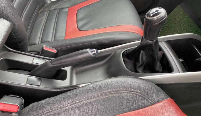 2017 Maruti Baleno ALPHA PETROL 1.2, Petrol, Manual, 1,17,814 km, Gear Lever