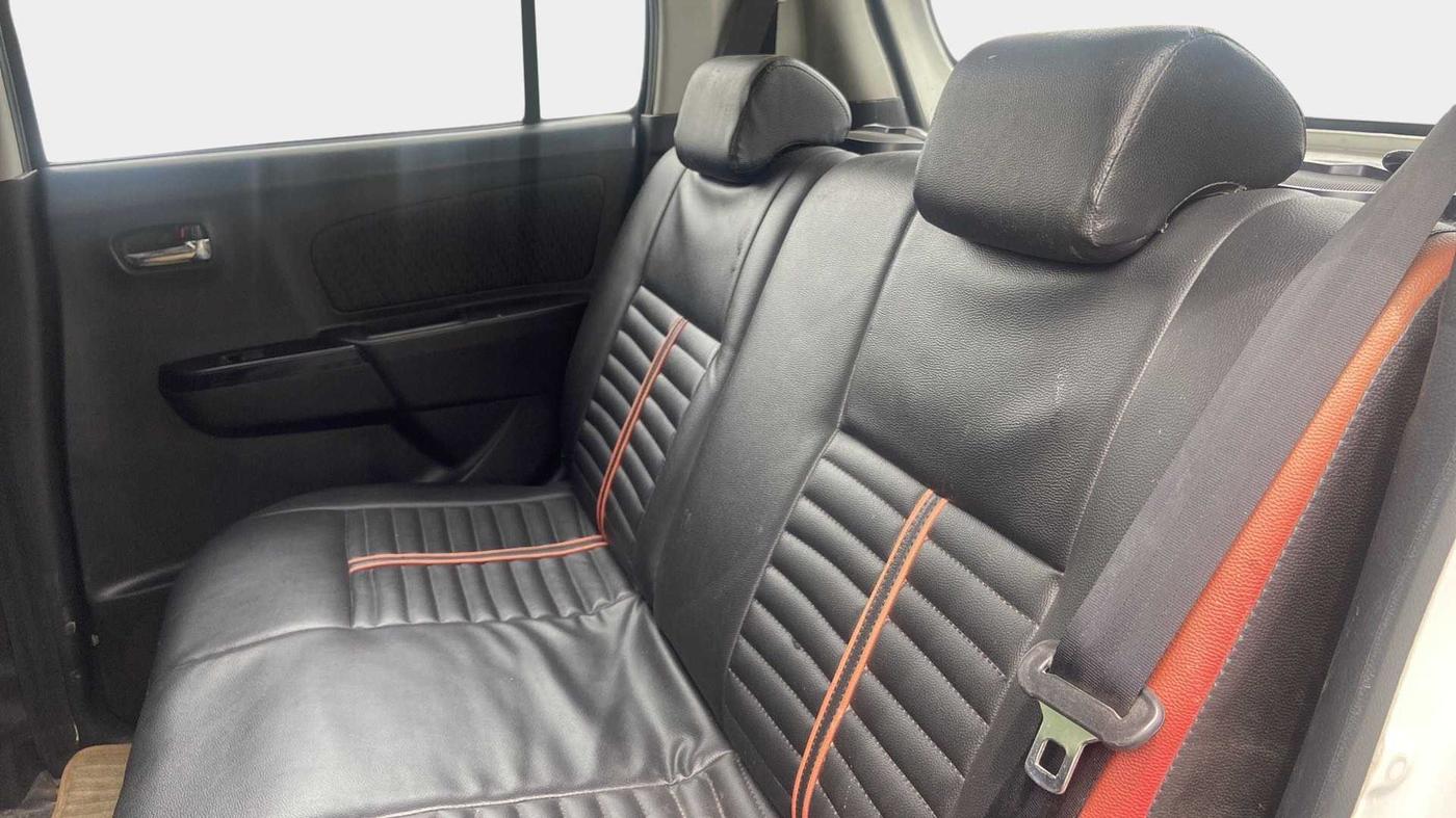 2013 Maruti Wagon R Stingray VXI, Petrol, Manual, 43,126 km, Right Side Rear Door Cabin