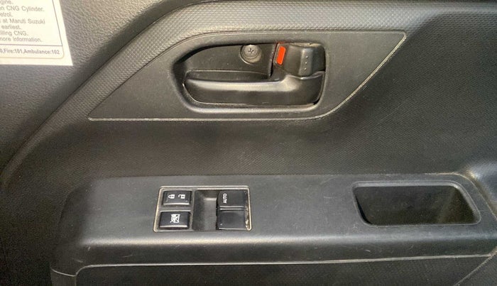 2021 Maruti New Wagon-R LXI CNG (O) 1.0, CNG, Manual, 42,239 km, Driver Side Door Panels Control