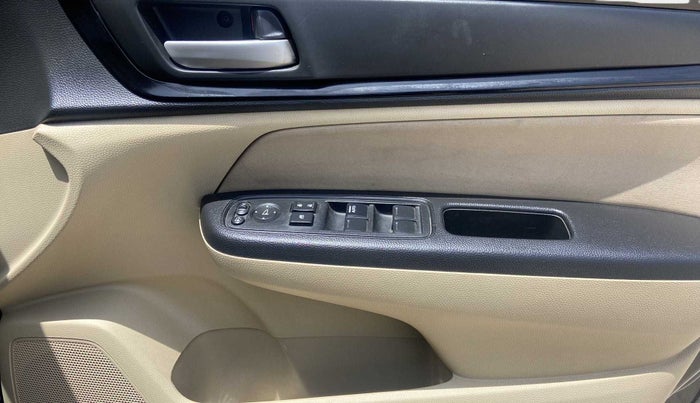 2018 Honda Amaze 1.2L I-VTEC V CVT, Petrol, Automatic, 29,256 km, Driver Side Door Panels Control