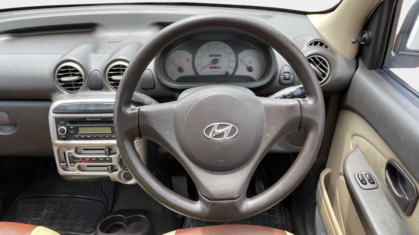 2014 Hyundai Santro Xing GLS, Petrol, Manual, 59,005 km, Steering Wheel Close Up