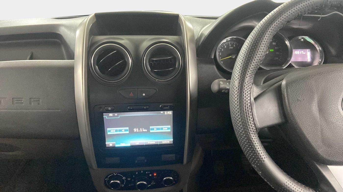 2019 Renault Duster RXS PETROL, Petrol, Manual, 15,517 km, Infotainment System