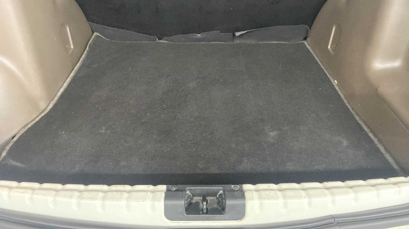 2019 Renault Duster RXS PETROL, Petrol, Manual, 15,517 km, Boot Inside