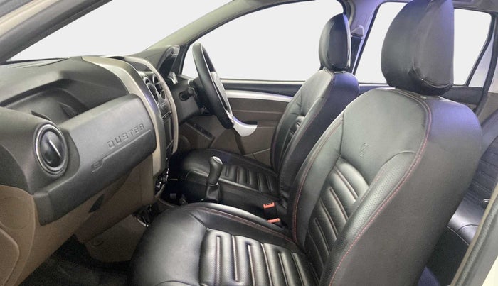 2019 Renault Duster RXS PETROL, Petrol, Manual, 15,517 km, Right Side Front Door Cabin