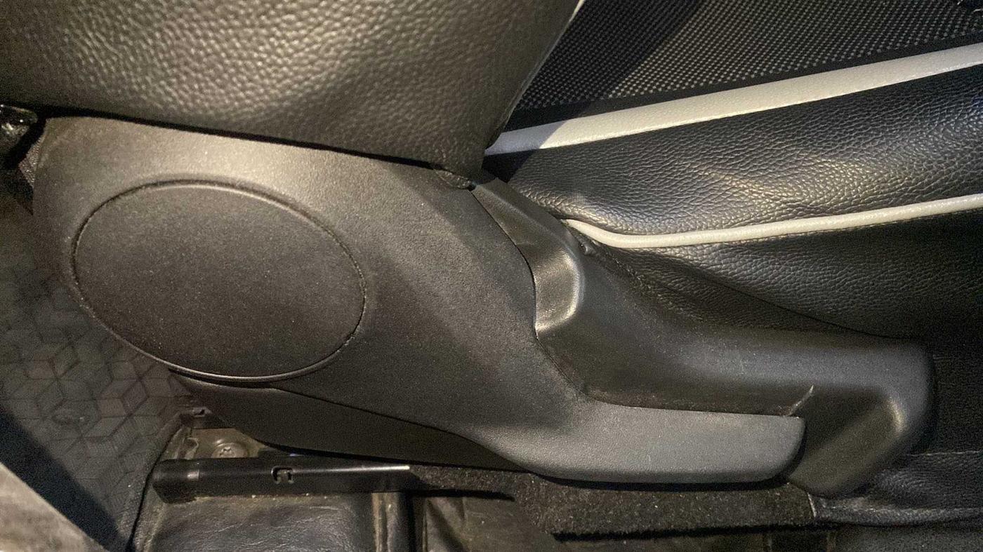 2021 Maruti Baleno DELTA PETROL 1.2, Petrol, Manual, 35,629 km, Driver Side Adjustment Panel