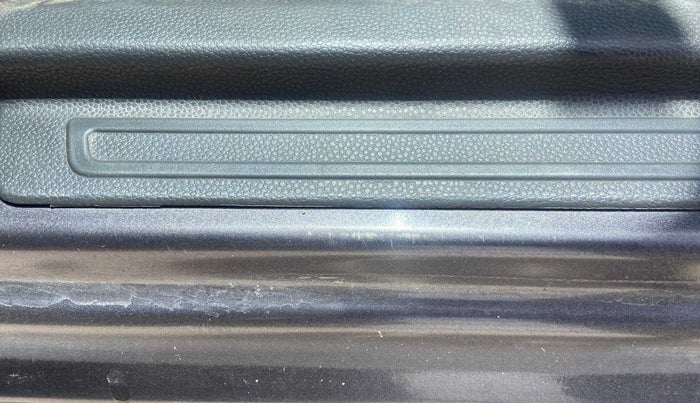 2017 Maruti Alto 800 LXI, Petrol, Manual, 47,619 km, Left running board - Minor scratches