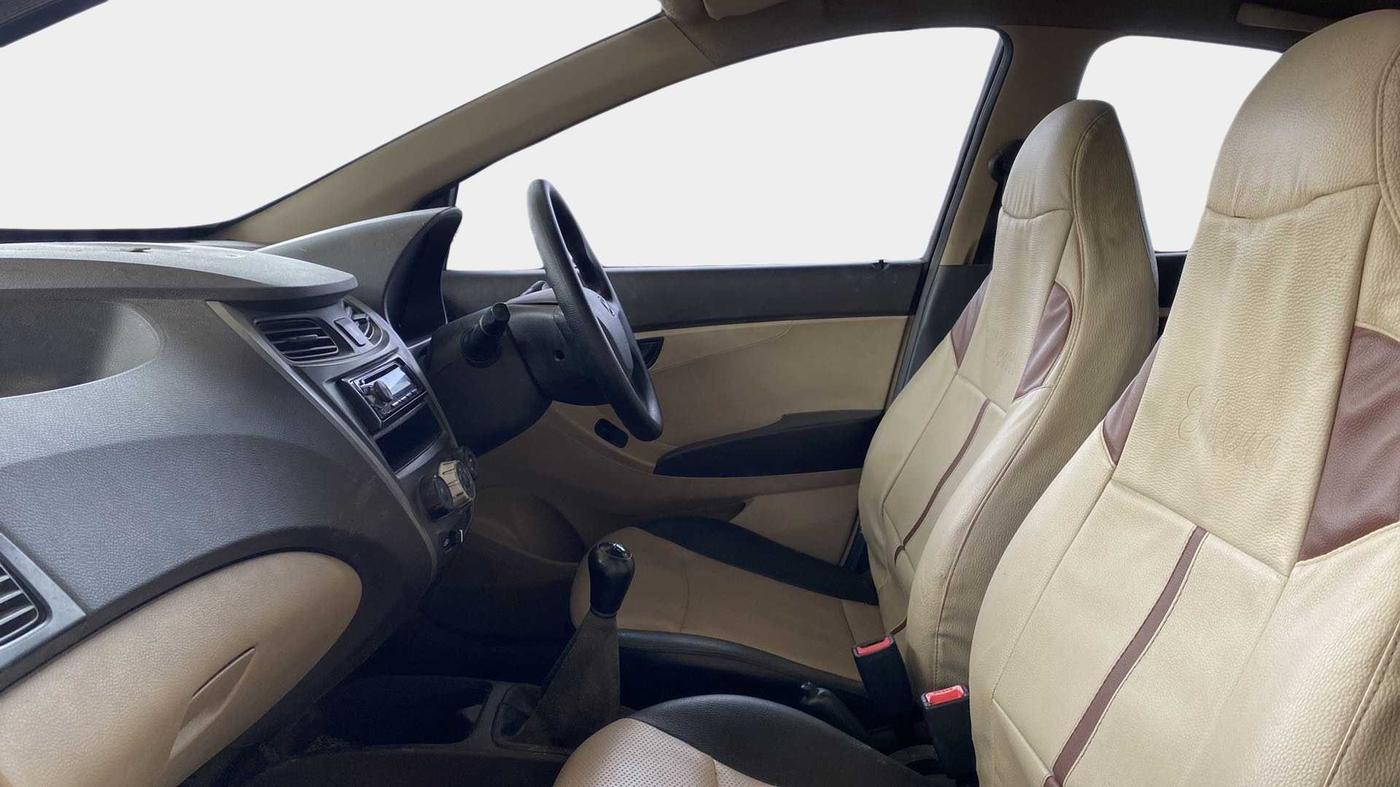 2015 Hyundai Eon ERA +, Petrol, Manual, 60,100 km, Right Side Front Door Cabin