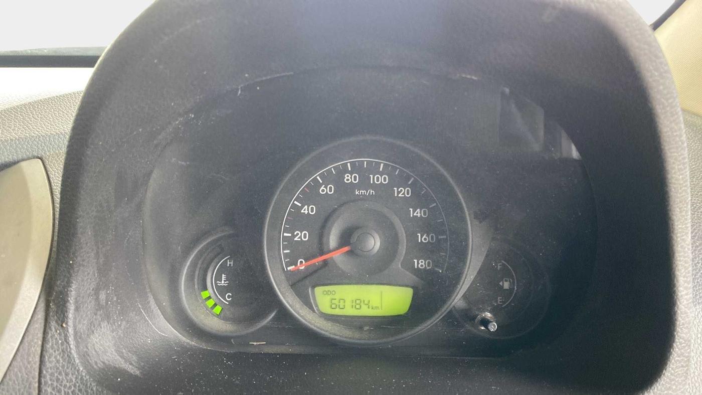 2015 Hyundai Eon ERA +, Petrol, Manual, 60,100 km, Odometer Image