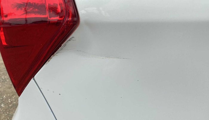 2021 Maruti Celerio VXI CNG, CNG, Manual, 88,887 km, Right quarter panel - Slightly dented