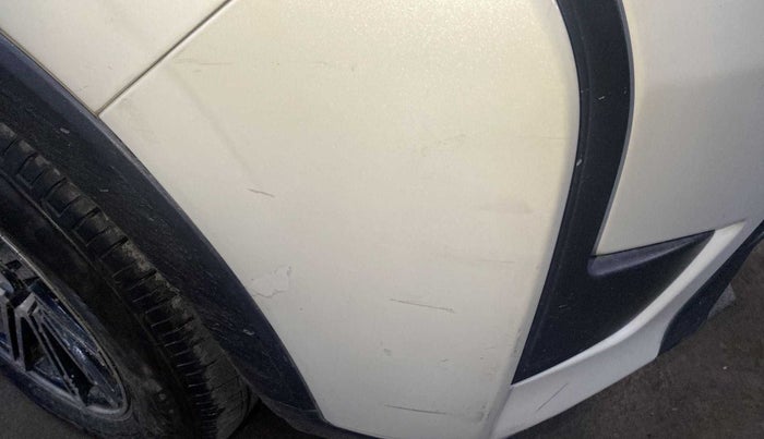 2021 Mahindra XUV300 W6 1.5 DIESEL AMT, Diesel, Automatic, 64,710 km, Front bumper - Minor scratches