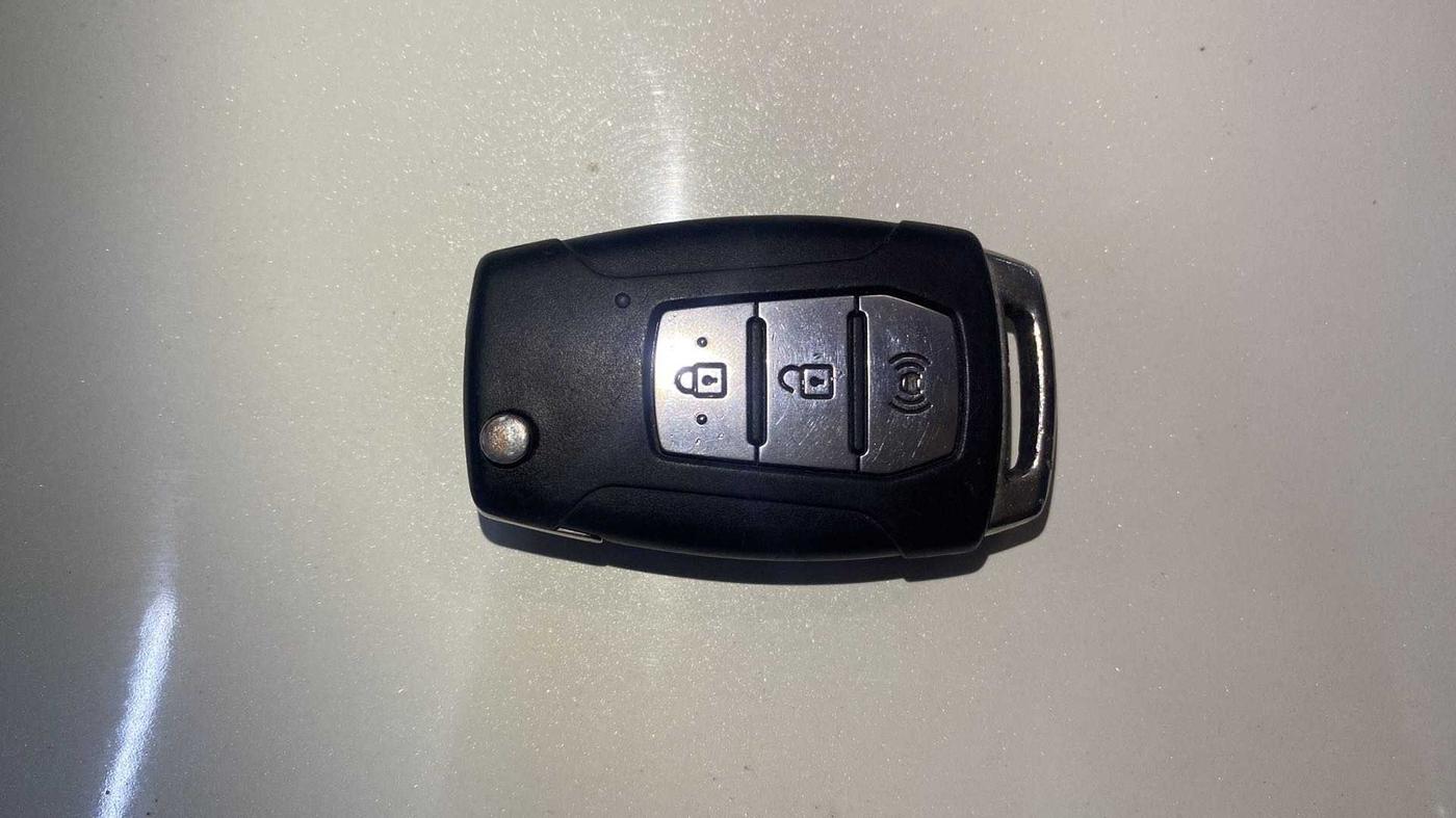 2021 Mahindra XUV300 W6 1.5 DIESEL AMT, Diesel, Automatic, 64,710 km, Key Close Up