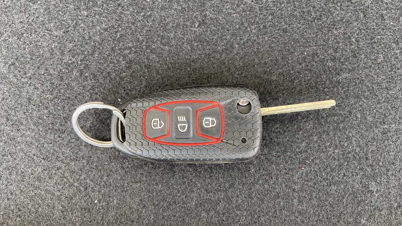 2021 Tata Tiago XT PETROL, Petrol, Manual, 29,943 km, Key Close Up