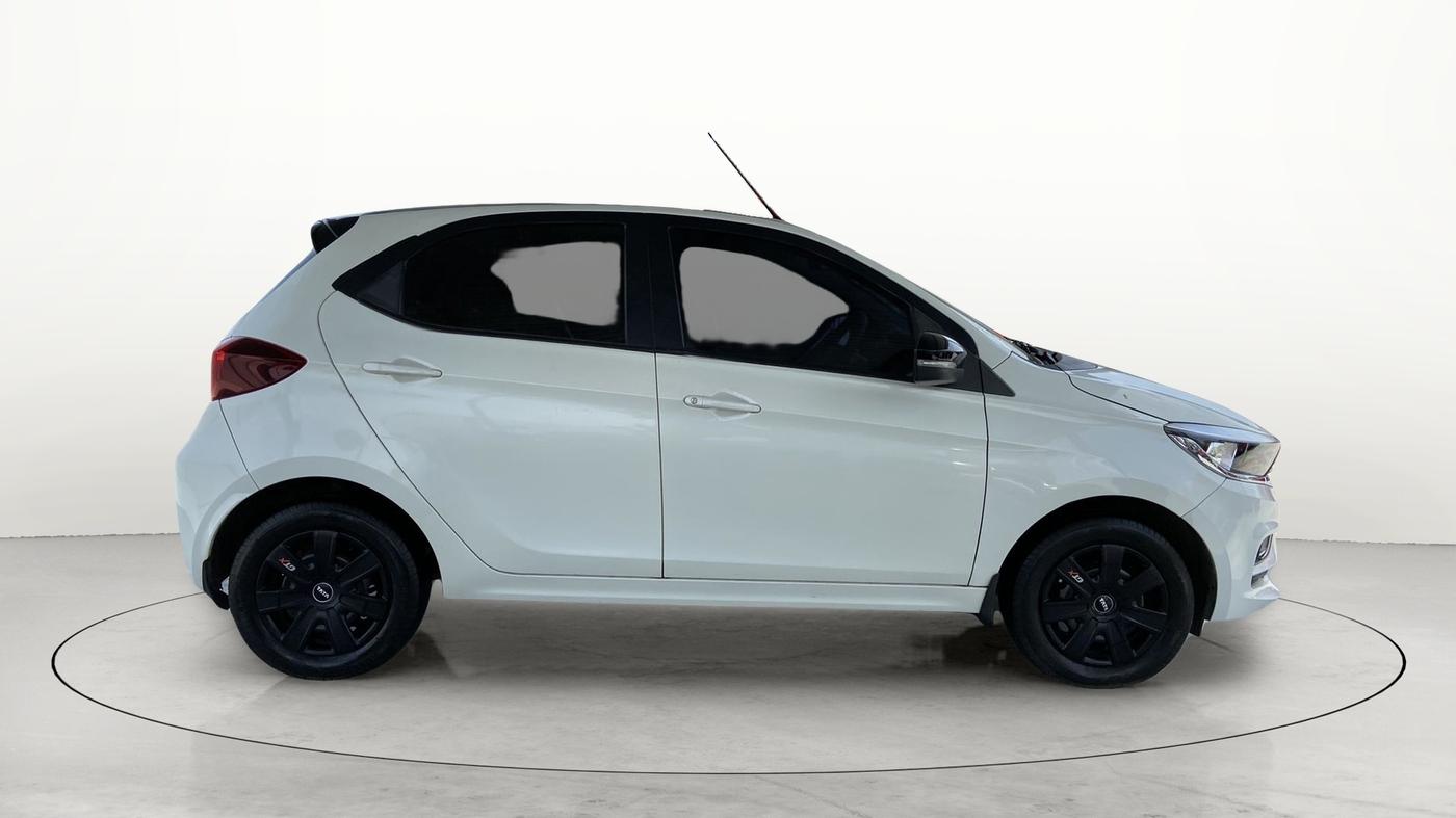 2021 Tata Tiago XT PETROL, Petrol, Manual, 29,943 km, Right Side View