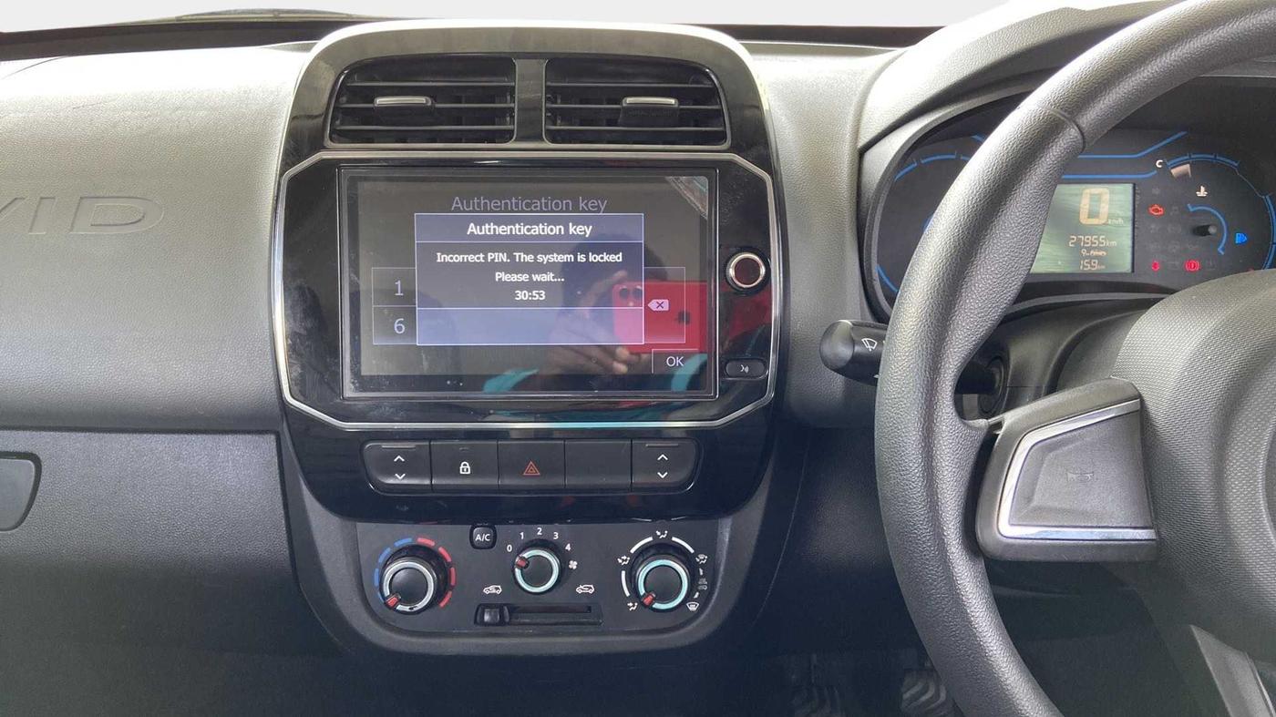 2021 Renault Kwid RXT 1.0 (O), Petrol, Manual, 27,939 km, Air Conditioner
