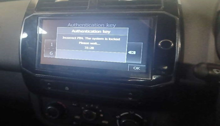 2021 Renault Kwid RXT 1.0 (O), Petrol, Manual, 27,939 km, Infotainment system - Music system not functional