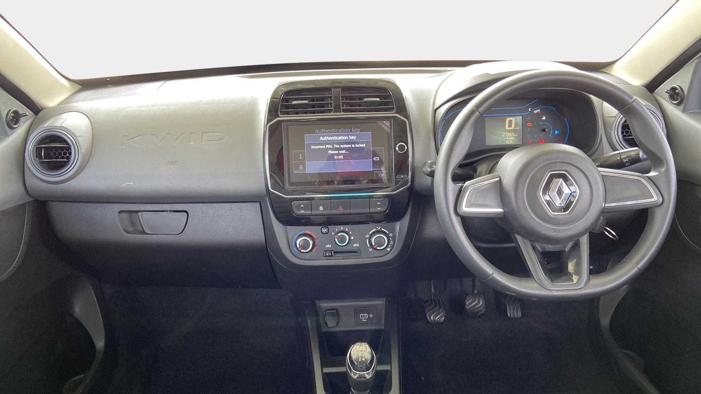 2021 Renault Kwid RXT 1.0 (O), Petrol, Manual, 27,939 km, Dashboard