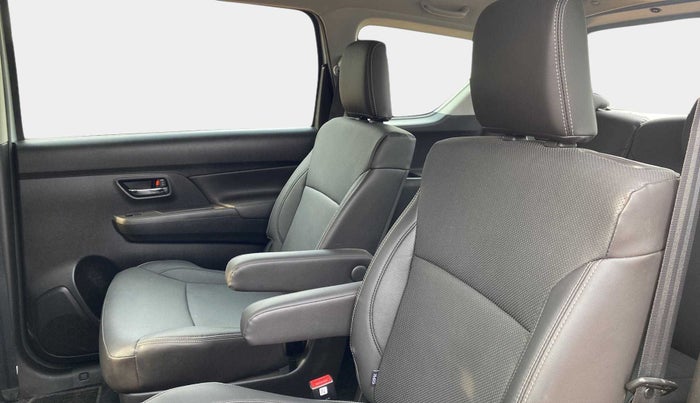 2022 Maruti XL6 ALPHA PLUS MT, Petrol, Manual, 8,627 km, Right Side Rear Door Cabin