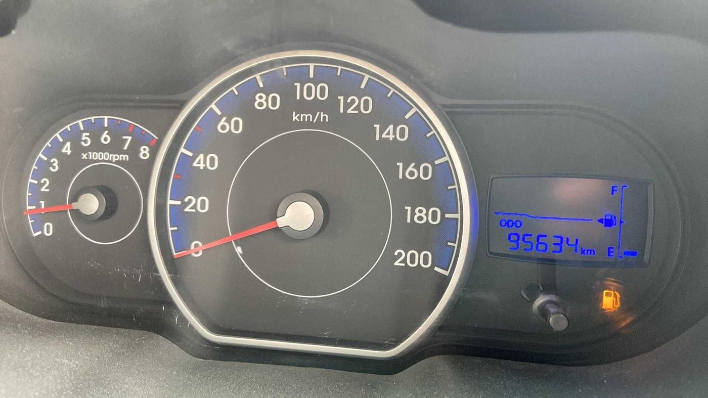 2011 Hyundai i10 SPORTZ 1.2, Petrol, Manual, 95,724 km, Odometer Image