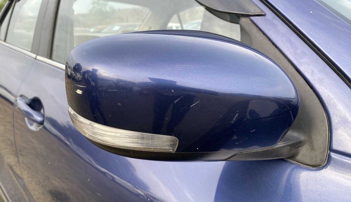 2017 Maruti Dzire ZXI PLUS, Petrol, Manual, 1,19,720 km, Right rear-view mirror - Minor scratches