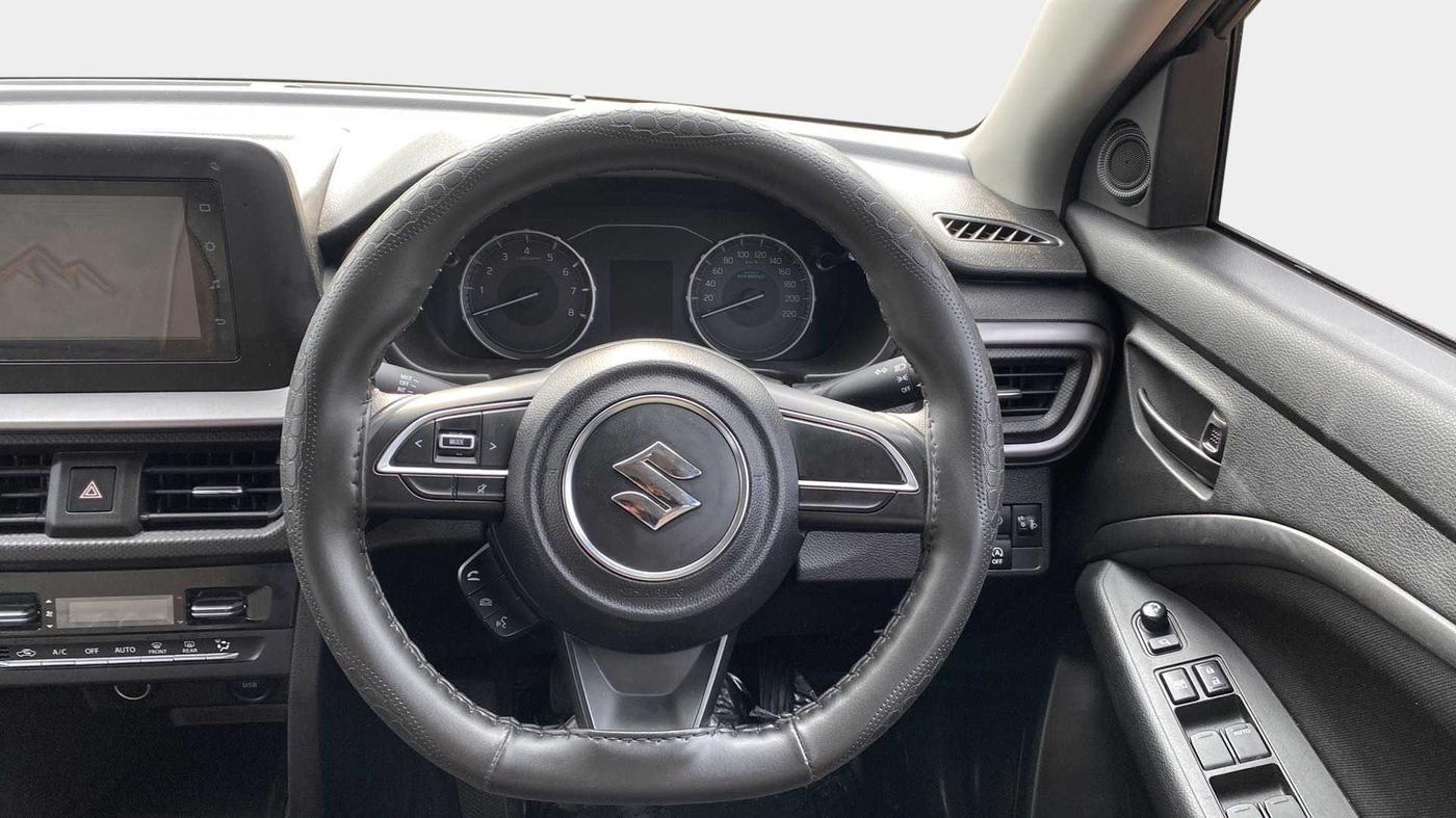 2022 Maruti BREZZA VXI SMART HYBRID, Petrol, Manual, 3,798 km, Steering Wheel Close Up
