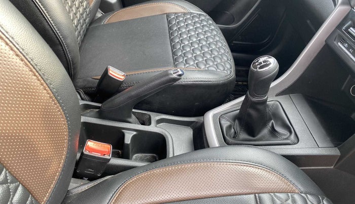 2022 Maruti BREZZA VXI SMART HYBRID, Petrol, Manual, 3,798 km, Gear Lever
