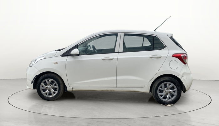 2017 Hyundai Grand i10 MAGNA 1.2 KAPPA VTVT, CNG, Manual, 1,15,192 km, Left Side