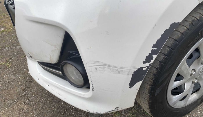 2017 Hyundai Grand i10 MAGNA 1.2 KAPPA VTVT, CNG, Manual, 1,15,192 km, Front bumper - Minor scratches