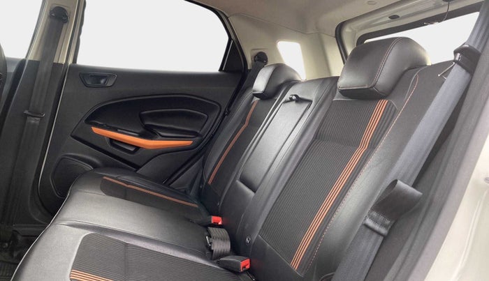 2020 Ford Ecosport TITANIUM 1.5L SPORTS(SUNROOF) DIESEL, Diesel, Manual, 78,801 km, Right Side Rear Door Cabin