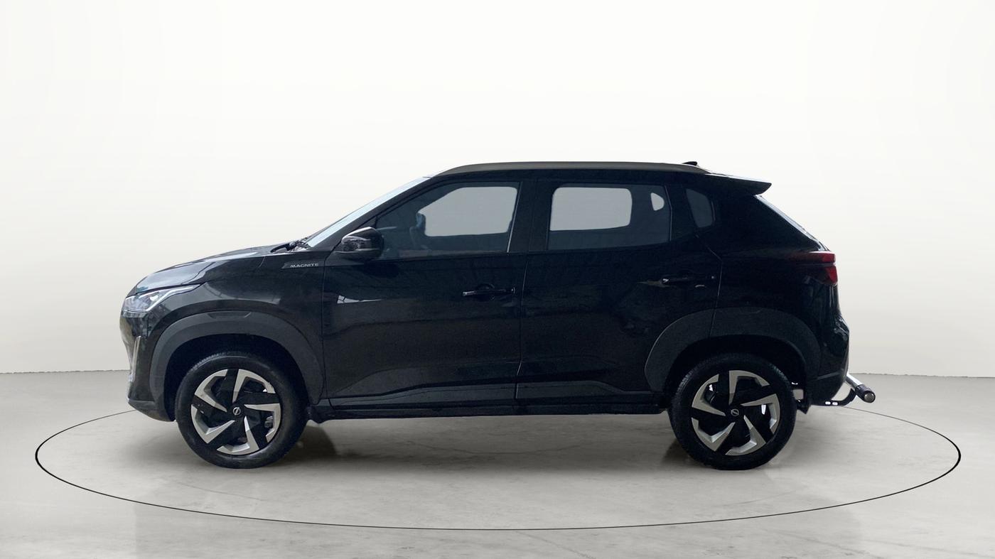 2022 Nissan MAGNITE XL, Petrol, Manual, 20,405 km, Left Side