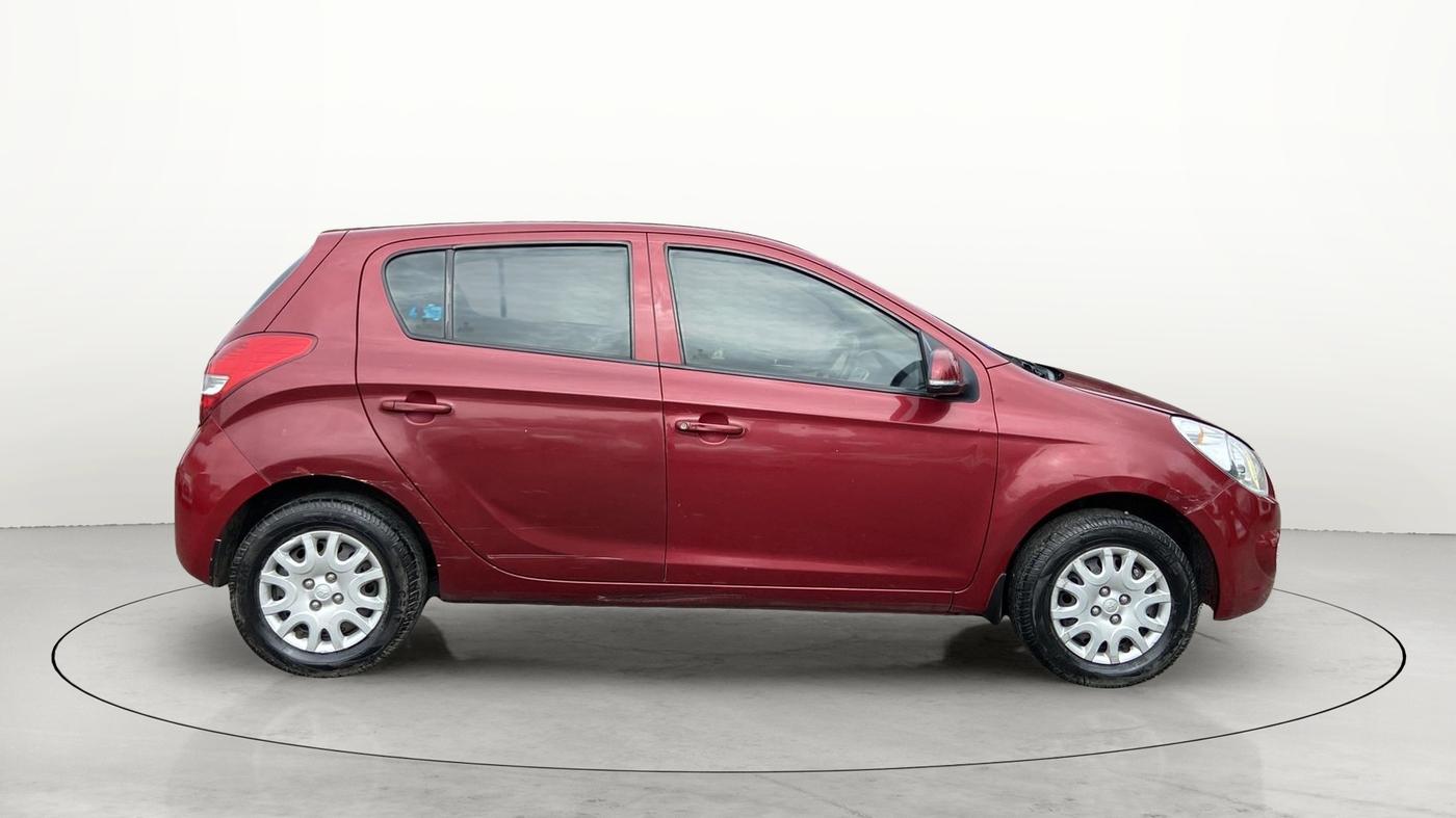 2010 Hyundai i20 SPORTZ 1.2, Petrol, Manual, 56,738 km, Right Side View