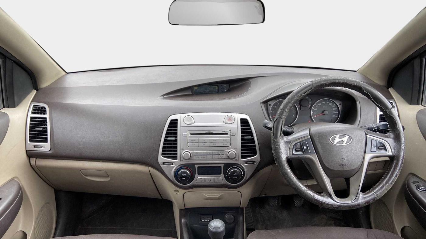 2010 Hyundai i20 SPORTZ 1.2, Petrol, Manual, 56,738 km, Dashboard