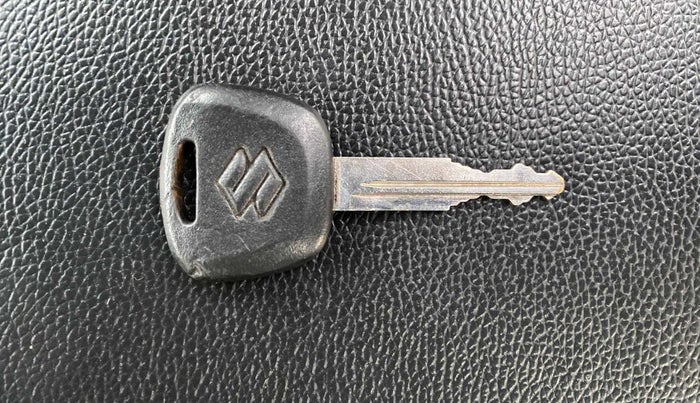 2021 Maruti Eeco 5 STR WITH A/C+HTR, Petrol, Manual, 40,311 km, Key Close Up