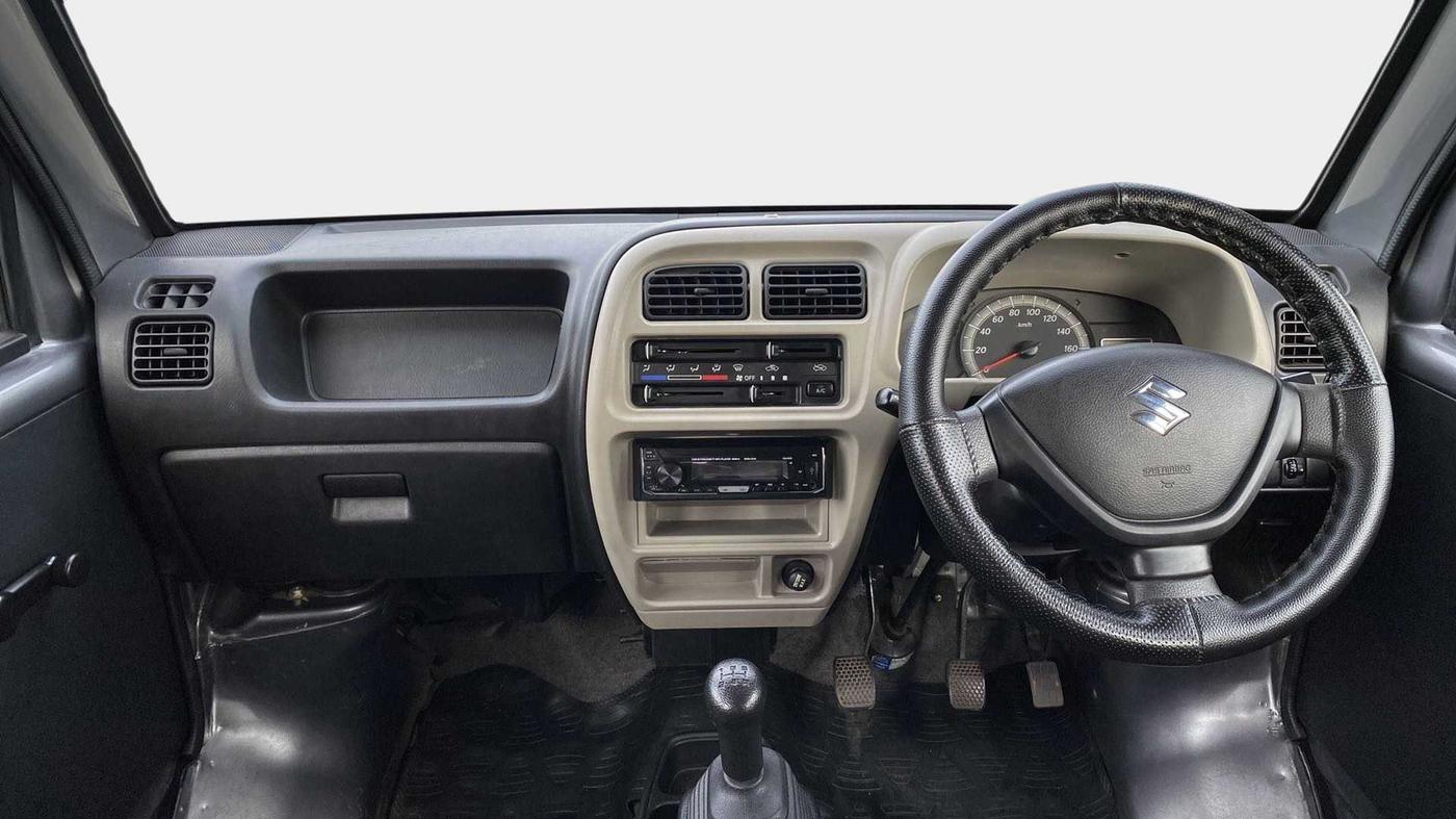 2021 Maruti Eeco 5 STR WITH A/C+HTR, Petrol, Manual, 40,311 km, Dashboard