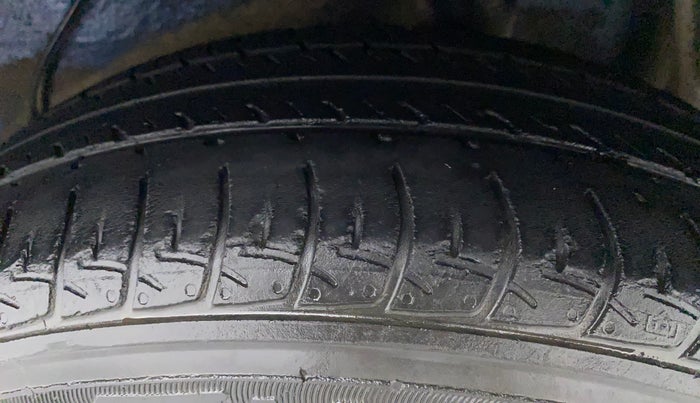 2019 Maruti Celerio VXI AMT (O), Petrol, Automatic, 31,795 km, Left Rear Tyre Tread