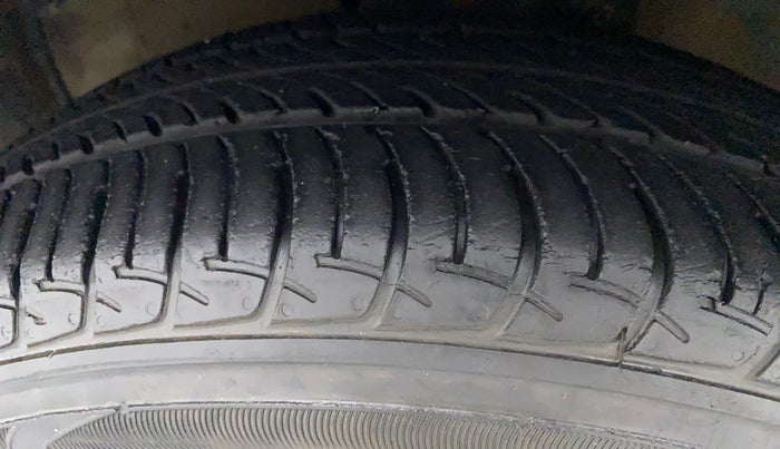 2019 Maruti Celerio VXI AMT (O), Petrol, Automatic, 31,795 km, Left Front Tyre Tread