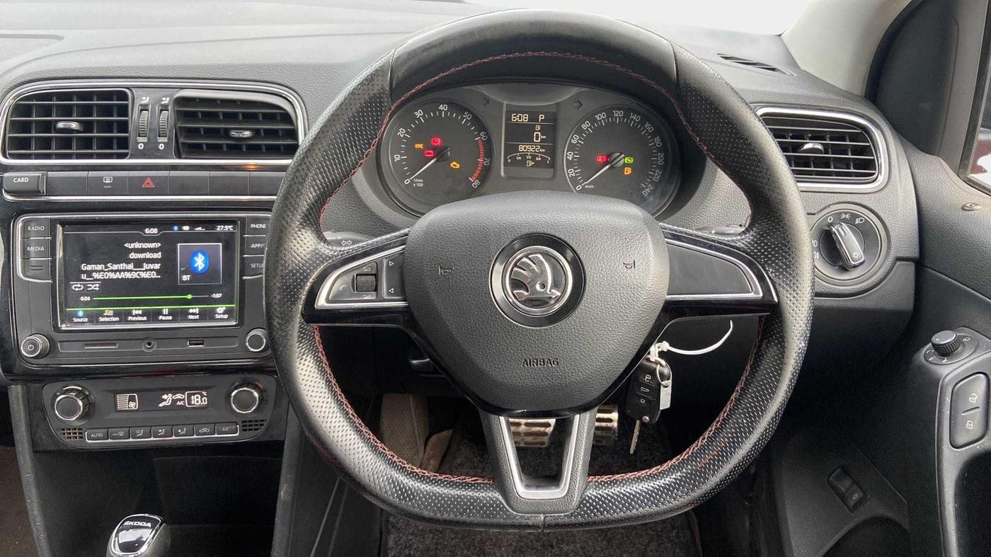 2017 Skoda Rapid MONTE CARLO 1.6 MPI AT, Petrol, Automatic, 81,408 km, Steering Wheel Close Up