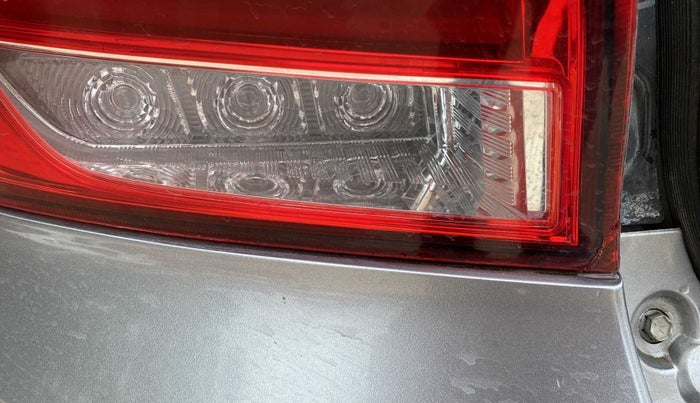 2019 Maruti Baleno ALPHA CVT PETROL 1.2, Petrol, Automatic, 21,094 km, Left tail light - Minor damage