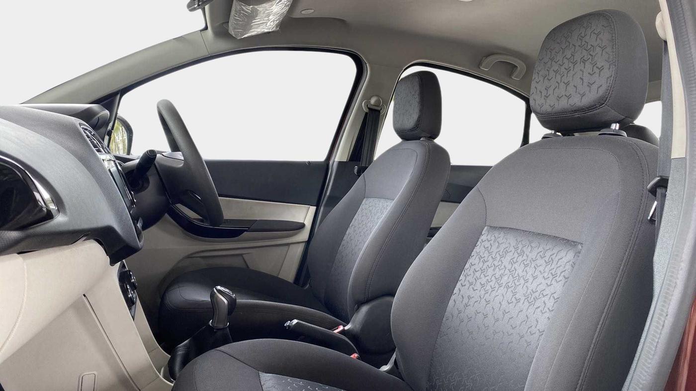 2022 Tata TIGOR XZ PLUS CNG, CNG, Manual, 47,451 km, Right Side Front Door Cabin