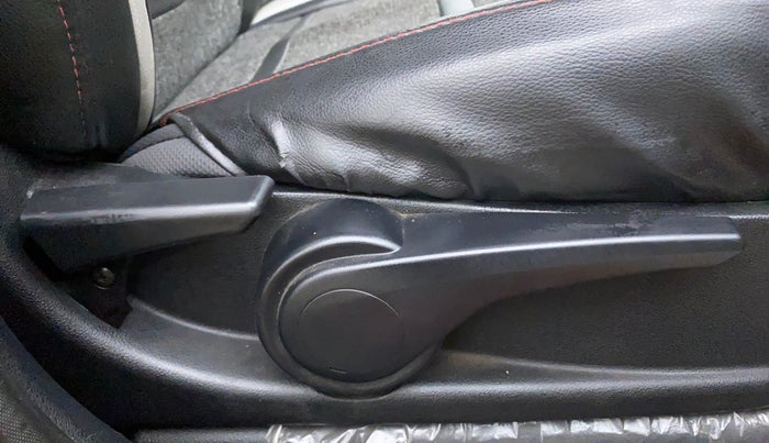 2017 Tata TIGOR XZ PETROL, Petrol, Manual, 40,802 km, Driver Side Adjustment Panel
