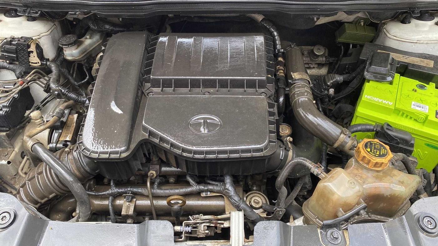2019 Tata NEXON XM DIESEL, Diesel, Manual, 1,10,321 km, Open Bonet