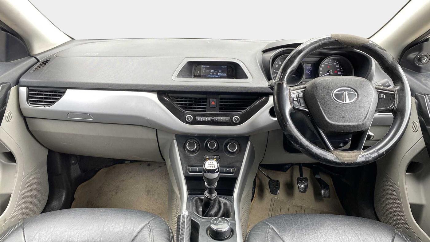 2019 Tata NEXON XM DIESEL, Diesel, Manual, 1,10,321 km, Dashboard