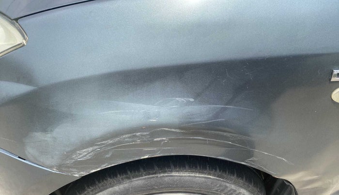 2010 Maruti Swift VDI, Diesel, Manual, 1,04,842 km, Left fender - Slightly dented