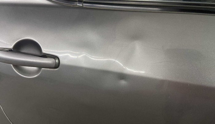 2017 Maruti Swift LXI (O), Petrol, Manual, 29,937 km, Driver-side door - Slightly dented