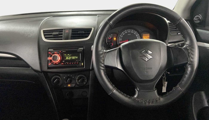 2017 Maruti Swift LXI (O), Petrol, Manual, 29,937 km, Steering Wheel Close Up